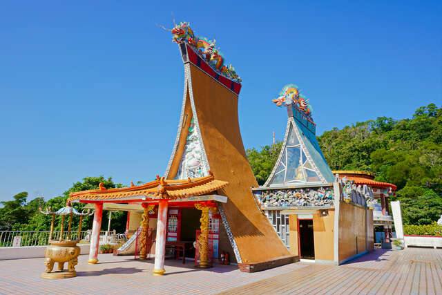 照明淨寺_情人廟(照明淨寺-情人廟-建築全景-攝影/許宜容)