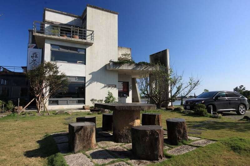 呂美麗精雕藝術館