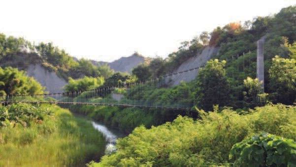 要月吊橋