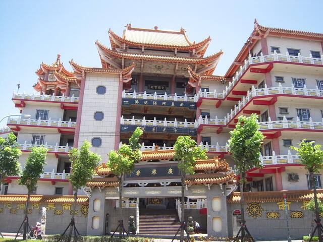 土城廣承岩寺