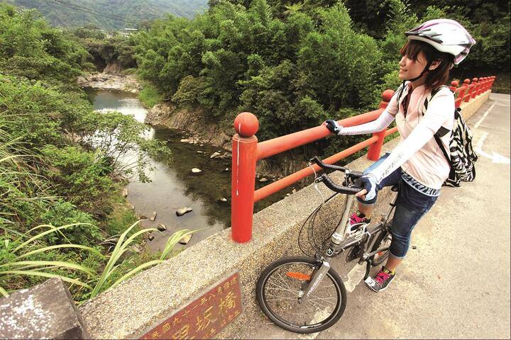 金瓜寮溪自行車道