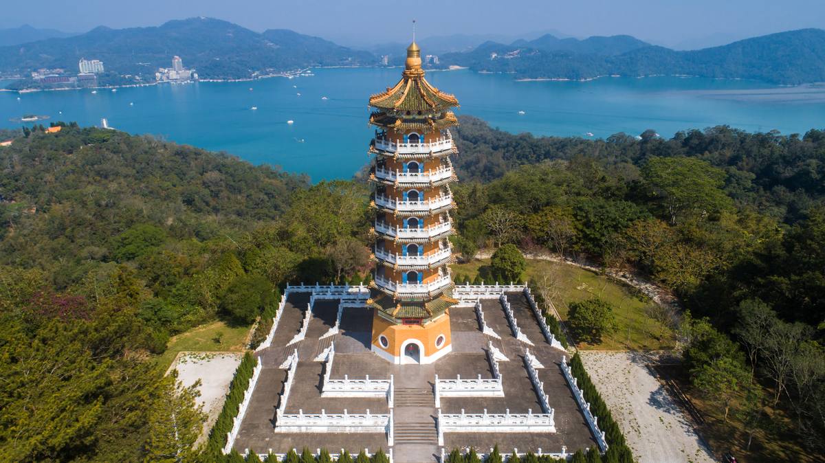 慈恩塔 /慈恩塔步道