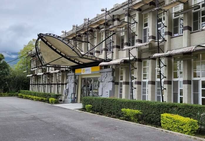 鶴岡遊客中心