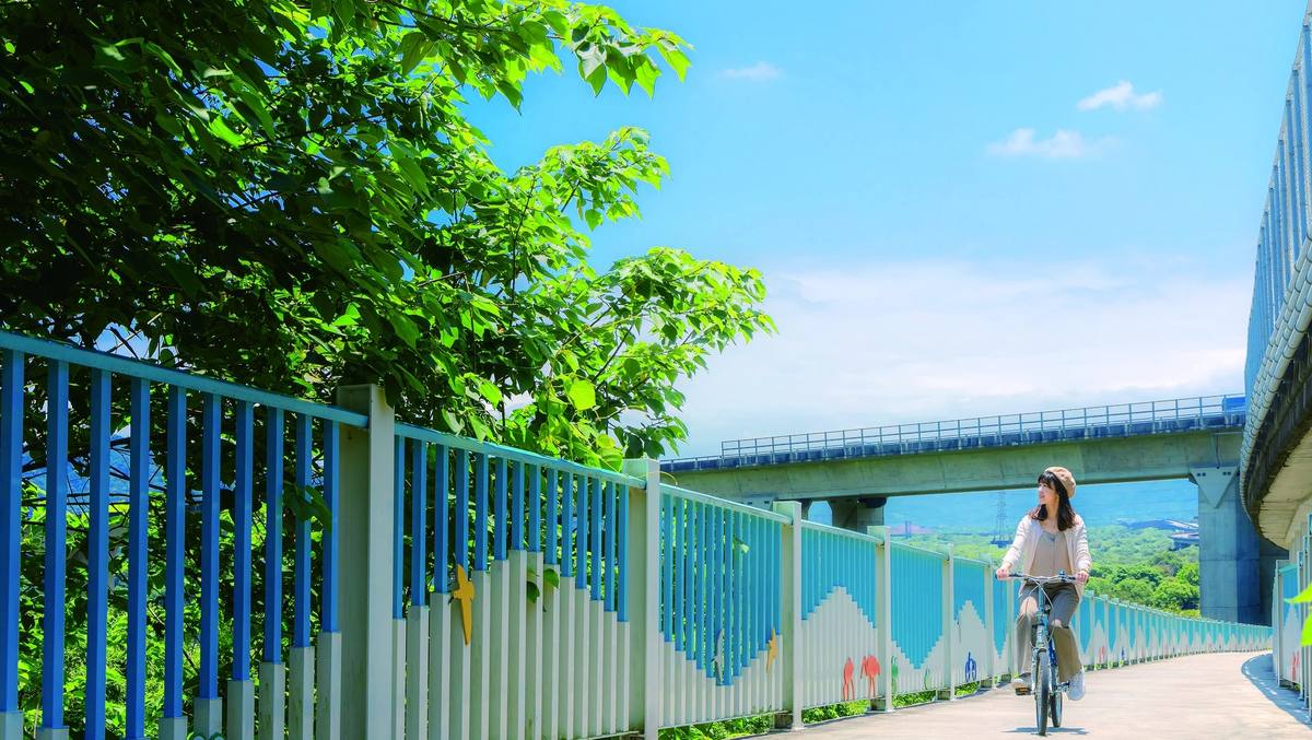頭前溪南岸經典自行車道