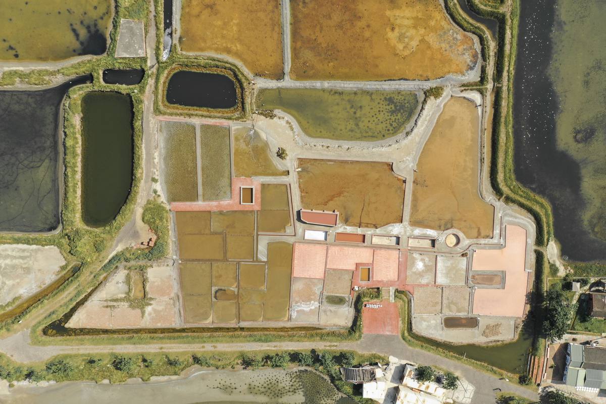 洲南鹽場(空拍圖)