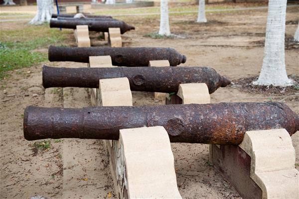 十二門古砲