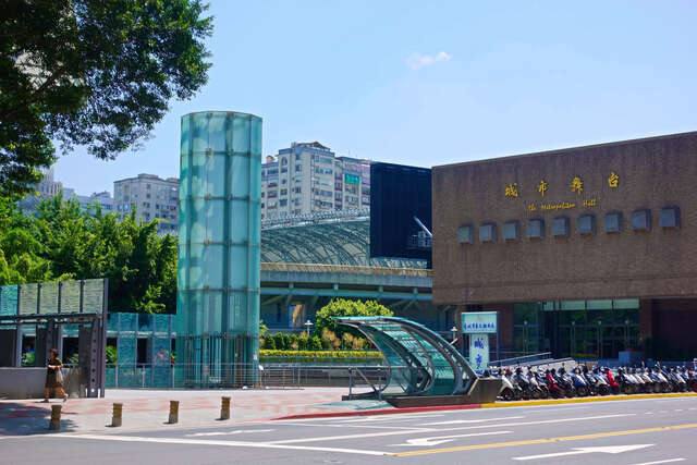 臺北市藝文推廣處_城市舞台(臺北社教館城市舞台一景_攝影/劉佳雯)