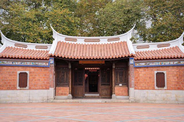 臺灣民俗文物館