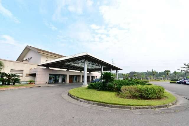 嘉南高爾夫球場