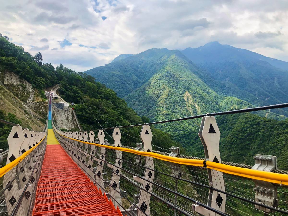 雙龍七彩吊橋園區(雙龍吊橋 (4))